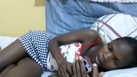 Snapshot of horny_mummie chatting on 11, 3, 2025 andalia online show from 11, 3, 2025