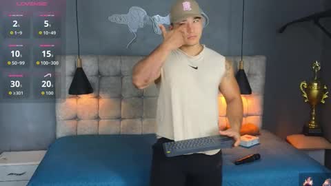 horny_nick18 online show from 19, 12, 2025