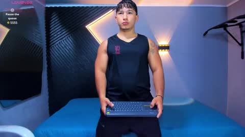 horny_nick18 online show from 27, 3, 2026