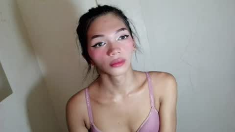 Rhiana online show from 7, 7, 2026