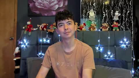 Snapshot of horny_twinks_guys chatting on 27, 12, 2024 Alex and Camilo online show from 27, 12, 2024