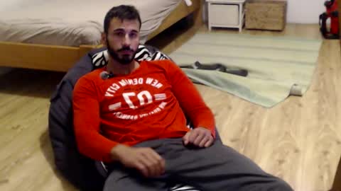 Snapshot of hornyasfuckk33 chatting on 7, 10, 2025 hornyasfuckk33 online show from 7, 10, 2025