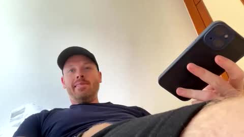 Snapshot of hornyben1189 chatting on 22, 10, 2025 Horny Ben online show from 22, 10, 2025