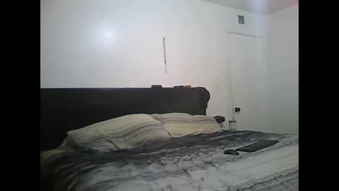 Snapshot of hornybodies2022 chatting on 25, 1, 2025 Mr. Mrs. Horny online show from 25, 1, 2025