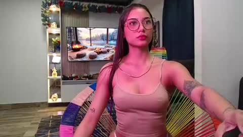 hornygirl_20000 online show from 24, 4, 2026