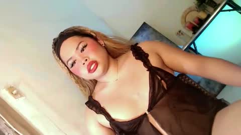 Snapshot of hornykathana chatting on 7, 4, 2026 Just Call Me Kathrina online show from 7, 4, 2026