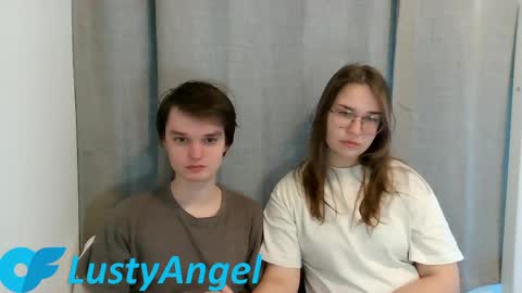Snapshot of hornykitty_x chatting on 1, 5, 2026 Alisa and Mike online show from 1, 5, 2026