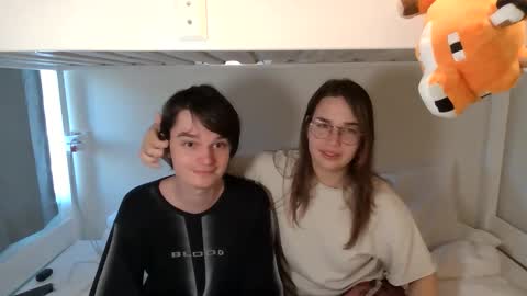 Snapshot of hornykitty_x chatting on 3, 5, 2026 Alisa and Mike online show from 3, 5, 2026