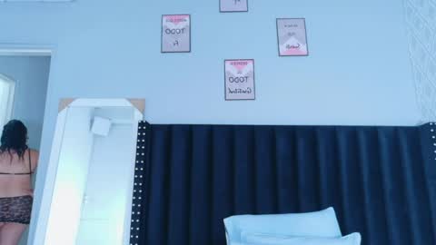 Snapshot of hornylatimommy chatting on 27, 4, 2026 Natasha online show from 27, 4, 2026