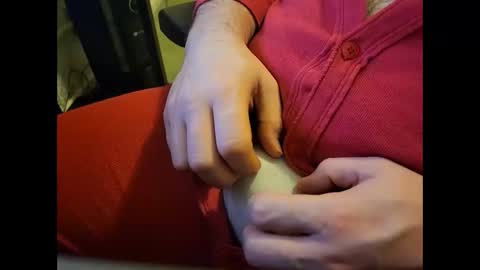 Snapshot of hornynpa chatting on 19, 1, 2025 Say hi if horny online show from 19, 1, 2025