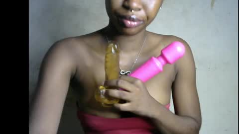 Snapshot of hornyslut_xx chatting on 21, 6, 2026 Bella online show from 21, 6, 2026