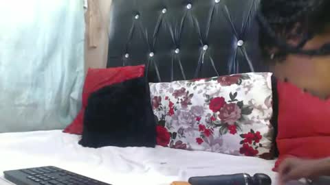 Snapshot of hornysnowie23x chatting on 7, 10, 2025 hornysnowie23x online show from 7, 10, 2025