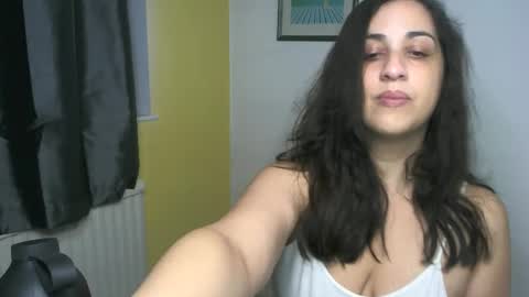 Snapshot of hornywifebbw chatting on 6, 1, 2025 Mary Coelho online show from 6, 1, 2025