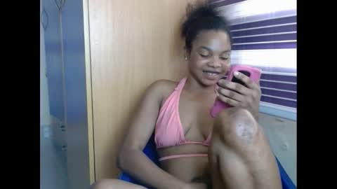 Snapshot of hornyxbum chatting on 10, 12, 2024 hornyxbum online show from 10, 12, 2024