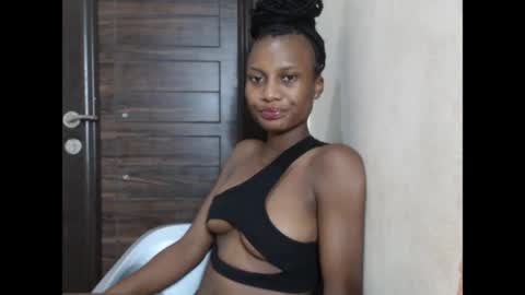 Snapshot of hornyxmamacita chatting on 17, 5, 2026 hornyxmamacita online show from 17, 5, 2026