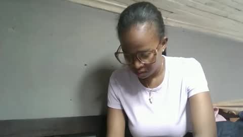 Snapshot of hortansiaa chatting on 3, 6, 2026 Hortansiaa online show from 3, 6, 2026