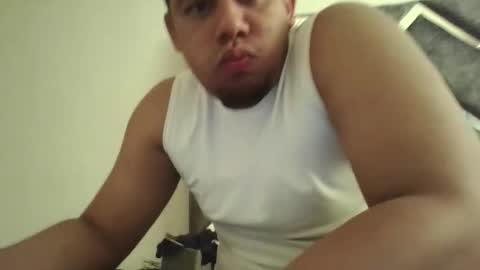 Snapshot of hot2512 chatting on 4, 2, 2026 hot2512 online show from 4, 2, 2026