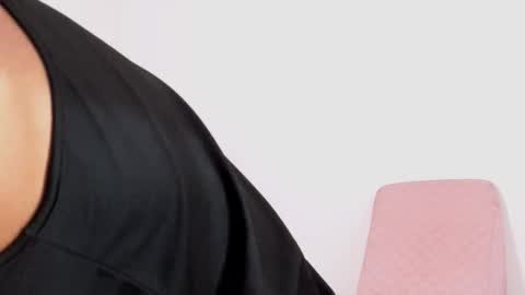 Snapshot of hot69temptation chatting on 5, 11, 2025 Marcus Tatti online show from 5, 11, 2025