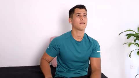 Snapshot of hot69temptation chatting on 18, 12, 2025 Marcus Tatti online show from 18, 12, 2025