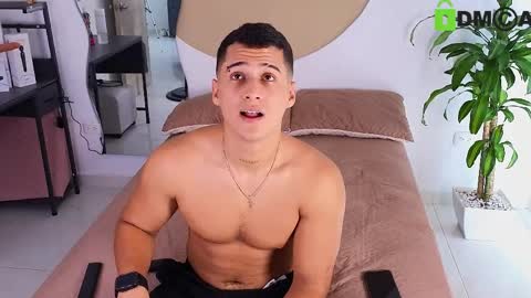 Snapshot of hot69temptation chatting on 4, 4, 2026 Marcus Tatti online show from 4, 4, 2026