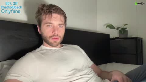 Snapshot of hot8pack01 chatting on 12, 3, 2025 Edward aka Wolf online show from 12, 3, 2025