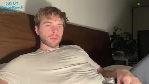 Snapshot of hot8pack01 chatting on 13, 2, 2026 Edward aka Wolf online show from 13, 2, 2026