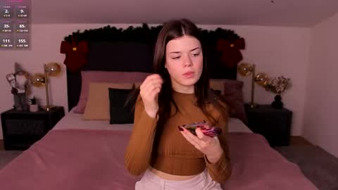 Snapshot of hot__tiny chatting on 1, 2, 2026 hot__tiny online show from 1, 2, 2026