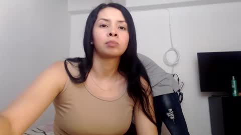 Snapshot of hot_angels___ chatting on 4, 3, 2025 angels online show from 4, 3, 2025