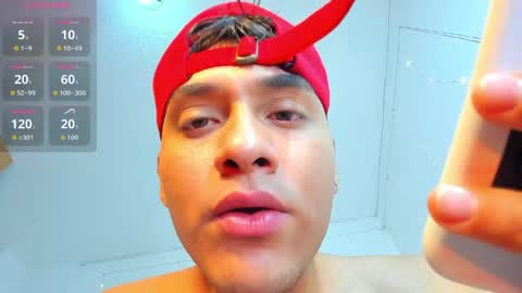 Snapshot of hot_boy_04 chatting on 11, 4, 2026 hot boy 04 online show from 11, 4, 2026