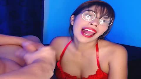 Snapshot of hot_boy_2027 chatting on 18, 4, 2026 hot_boy_2027 online show from 18, 4, 2026