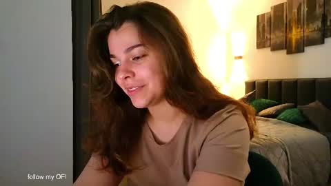 Snapshot of hot_chill__ chatting on 9, 6, 2026 LiluCaroline online show from 9, 6, 2026