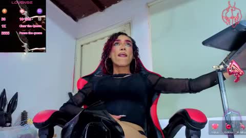 Snapshot of hot_destinyk chatting on 14, 3, 2026 destinyk online show from 14, 3, 2026