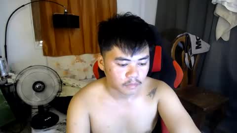 Snapshot of hot_emmanuel chatting on 4, 7, 2026 hot_emmanuel online show from 4, 7, 2026