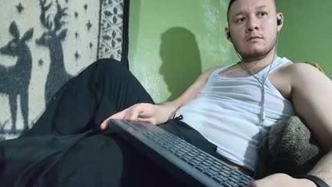 Snapshot of hot_guy36 chatting on 8, 3, 2026 hot_guy36 online show from 8, 3, 2026