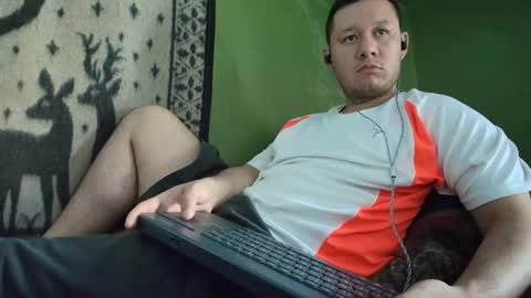 Snapshot of hot_guy36 chatting on 26, 3, 2026 hot_guy36 online show from 26, 3, 2026