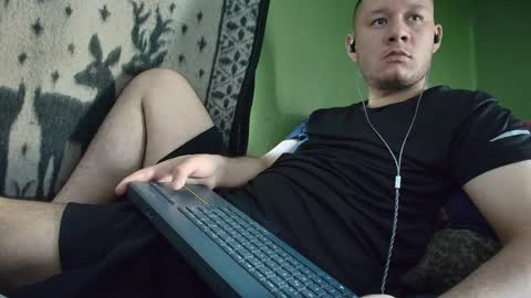 Snapshot of hot_guy36 chatting on 4, 4, 2026 hot_guy36 online show from 4, 4, 2026
