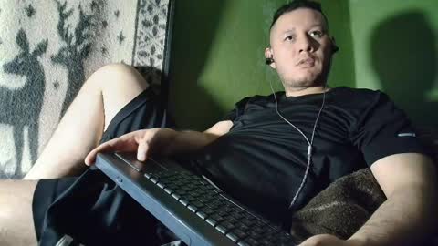 Snapshot of hot_guy36 chatting on 5, 4, 2026 hot_guy36 online show from 5, 4, 2026