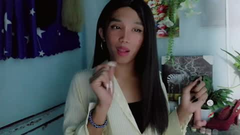 Snapshot of hot_khianna chatting on 12, 4, 2026 Khianna online show from 12, 4, 2026