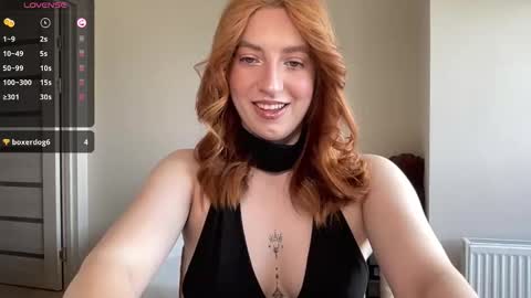 Snapshot of hot_lliinns chatting on 9, 5, 2026 Lina online show from 9, 5, 2026