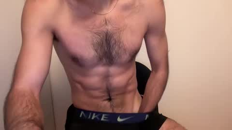 hot_men_athlete online show from 6, 1, 2026