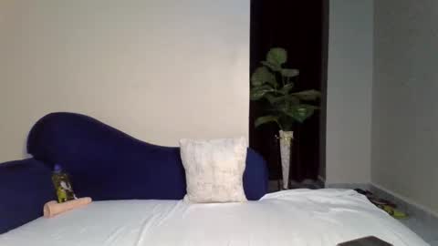 Snapshot of hot_nasty_baby chatting on 30, 5, 2026 Bellah online show from 30, 5, 2026