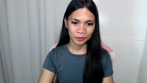Snapshot of hot_pauline chatting on 5, 5, 2026 hot_pauline online show from 5, 5, 2026