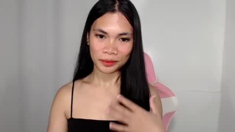 Snapshot of hot_pauline chatting on 10, 5, 2026 hot_pauline online show from 10, 5, 2026
