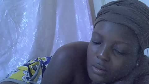 RAYLAH online show from 5, 4, 2026