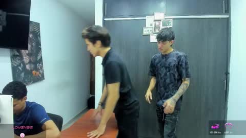 Vanesa Oliver and Andrew online show from 17, 1, 2026