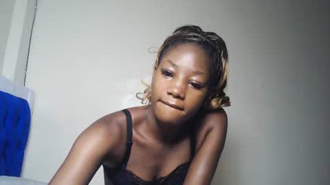 Snapshot of hot_sexxxy_girl chatting on 21, 7, 2026 Milly online show from 21, 7, 2026