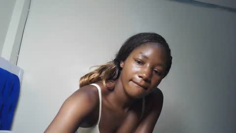 Snapshot of hot_sexxxy_girl chatting on 27, 7, 2026 Milly online show from 27, 7, 2026