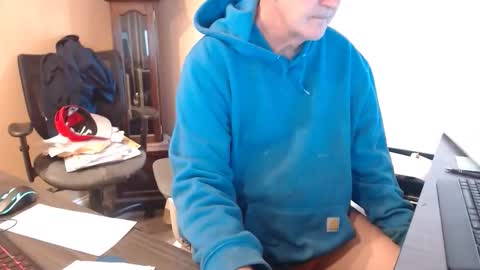 Snapshot of hot_sissyslut chatting on 4, 5, 2026 SissySlutBitch online show from 4, 5, 2026