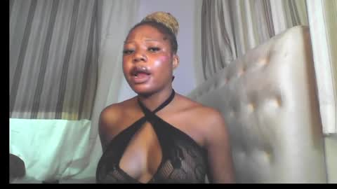 Snapshot of hot_stellaa chatting on 9, 6, 2026 Stella online show from 9, 6, 2026