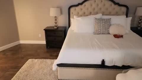 Snapshot of hot_wife_amber chatting on 16, 5, 2026 Hot Wife hotwife sexy new milf highclass brunette bigboobs natural mature online show from 16, 5, 2026